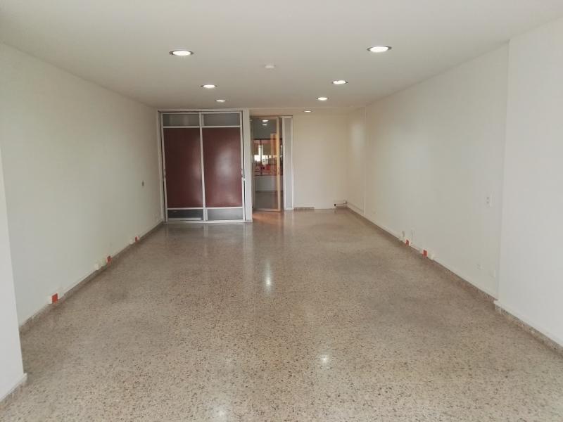 Oficina En Venta - Cámara De Comercio Piso 3, Ibagué