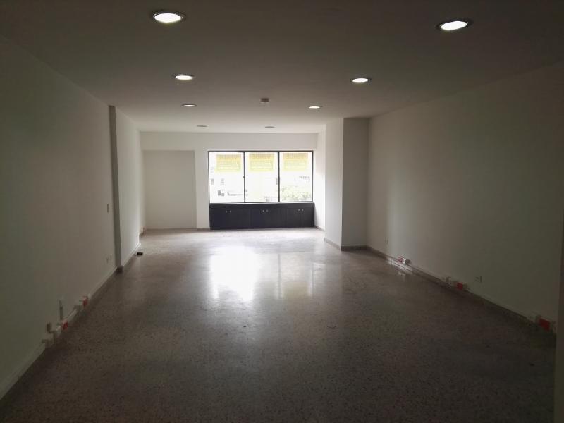 Oficina En Venta - Cámara De Comercio Piso 3, Ibagué