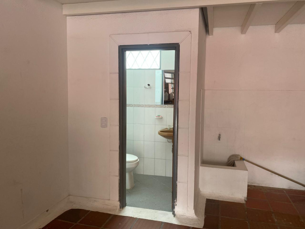 Local EN ARRIENDO EN El Toberín, código: 10268524 - 5