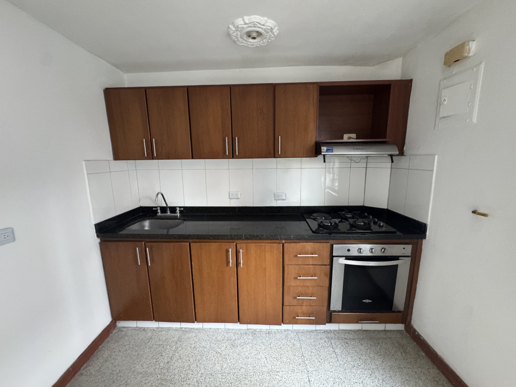 CASA Cra 43 A #68 A Sur-10, Sabaneta, Antioquia, La Barqueña, Sabaneta