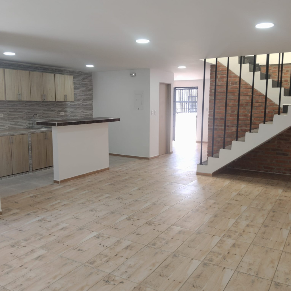 CASA CALLE 13 NTE, Av. Libertadores, Cúcuta en Av Libertadores