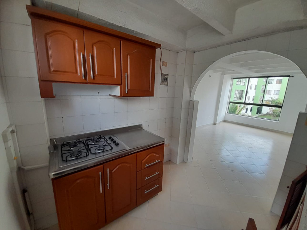 APARTAMENTO CALLE 95 # 17-55 EL CAMPIN 1 BLOQUE Y APTO 401, Belmonte, Pereira