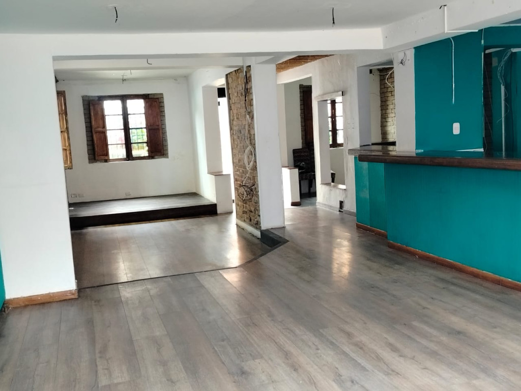 Imagen de COMERCIAL (CASA PARA COMERCIO)