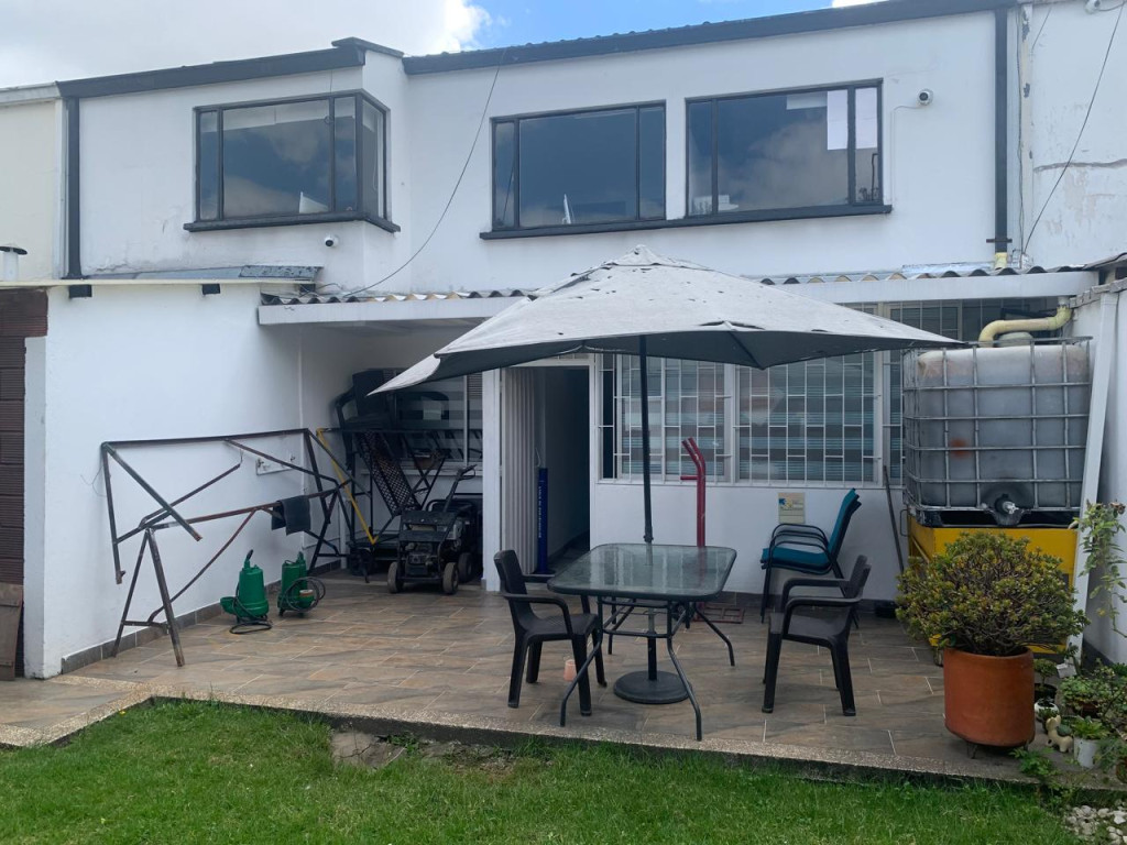 Casa EN VENTA EN Prado Veraniego, código: 10239711 - 9