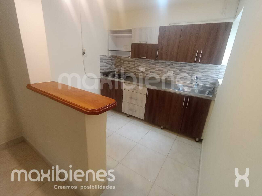 APARTAMENTO CALLE 2 SUR #51 -55 APARTAMENTO 202, Cristo Rey, Medellín