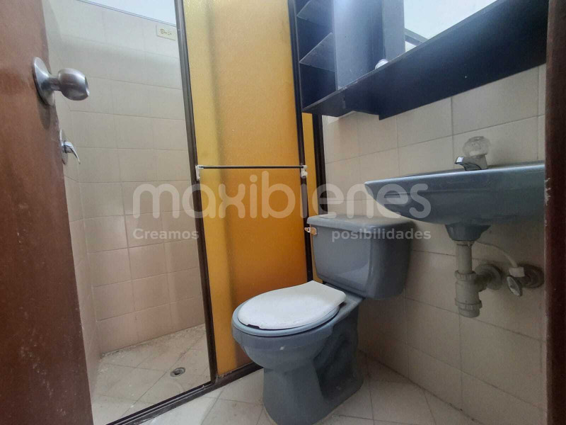 APARTAESTUDIO CALLE 49 #86 -29 APARTAMENTO 201, LOS ALCAZARES, Medellín en Floresta