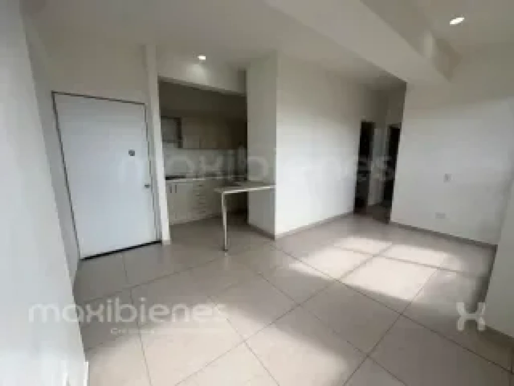 APARTAMENTO CARRERA 39A #62 -132 PINARES APTO 1506 T1, TRANVIA, Rionegro