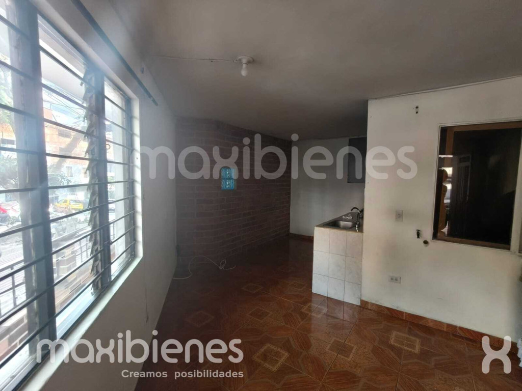 Studio for rent in Bello