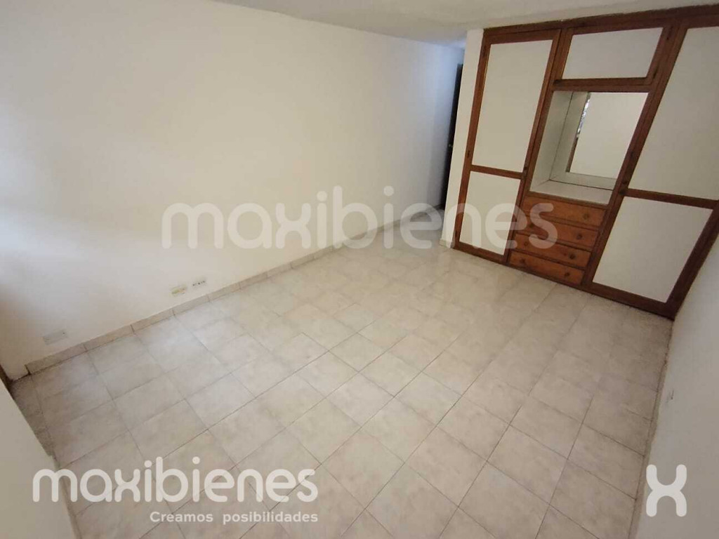 CASA CARRERA 25A #40 -28 CASA 126 MOLINOS DE CATALUÑA, Buenos Aires, Medellín