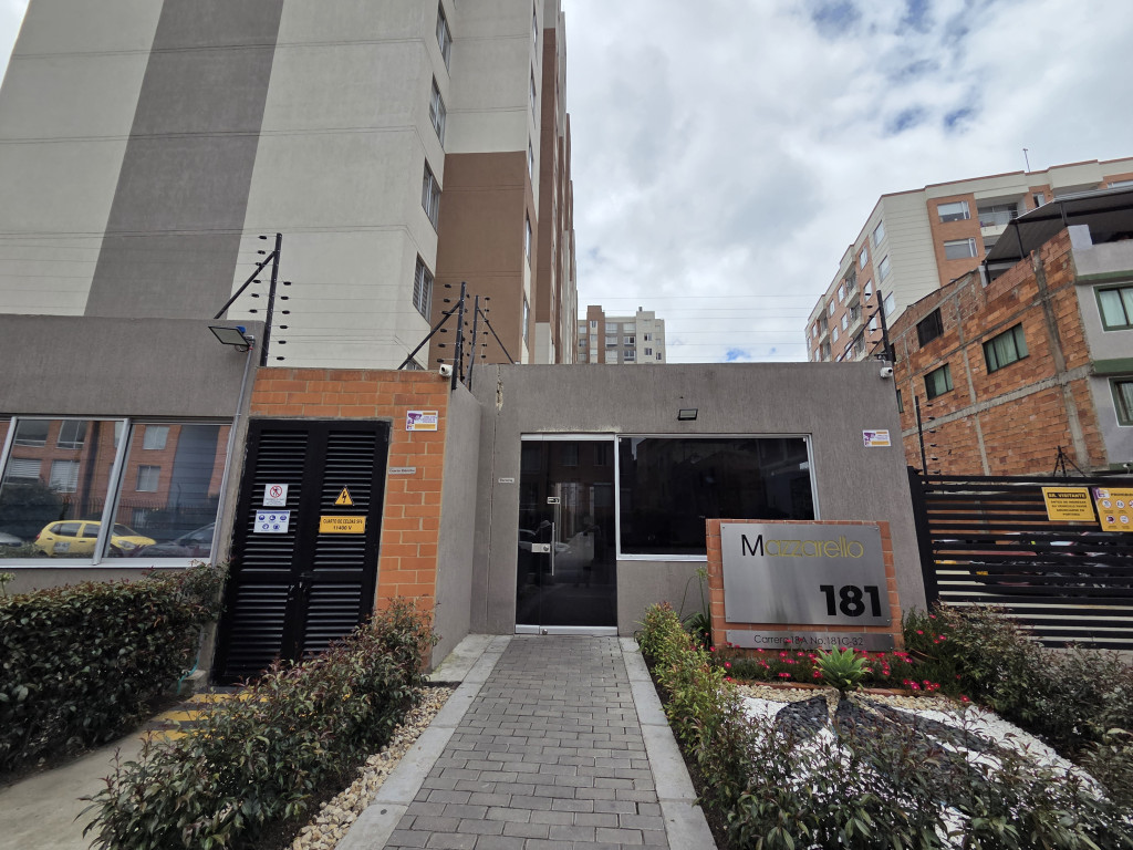 APARTAMENTO CRA 18A #181C- 32, San Antonio Norte, Bogotá