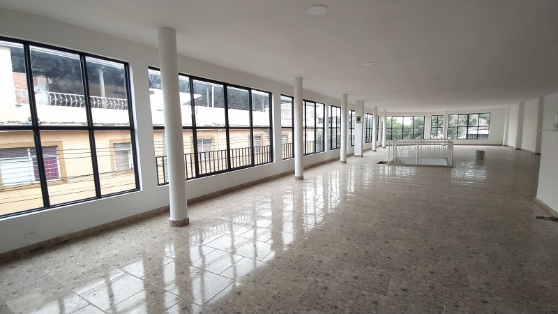 Local En Arriendo - Chapinero, Cali