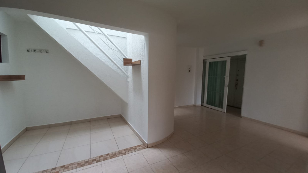 Apartamento En Arriendo - Los Libertadores, Cali