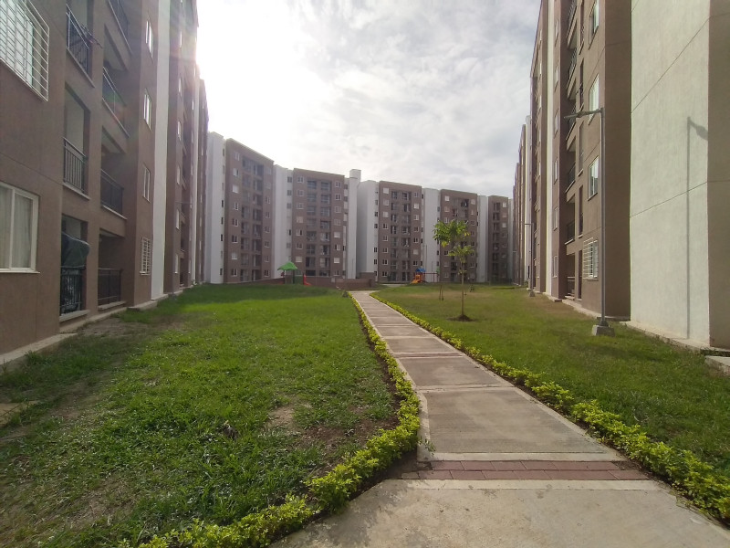 Apartamento En Arriendo - Ciudad Pacifica, Cali