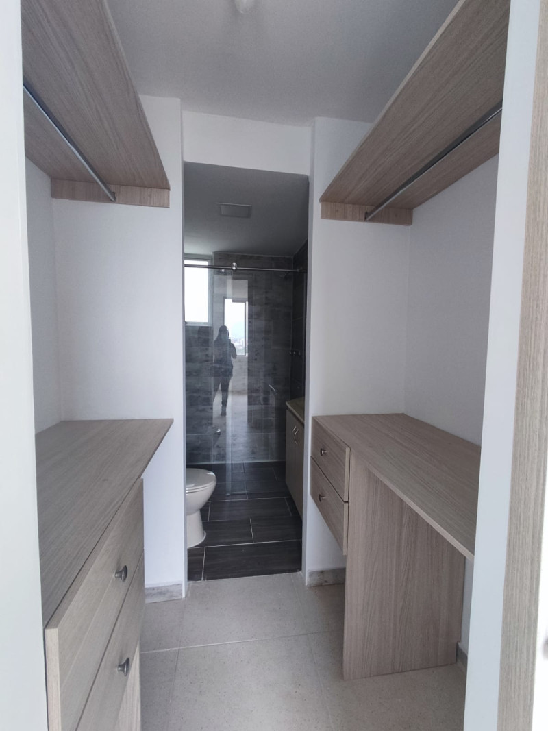Apartamento En Arriendo - Valle Del Lili, Cali