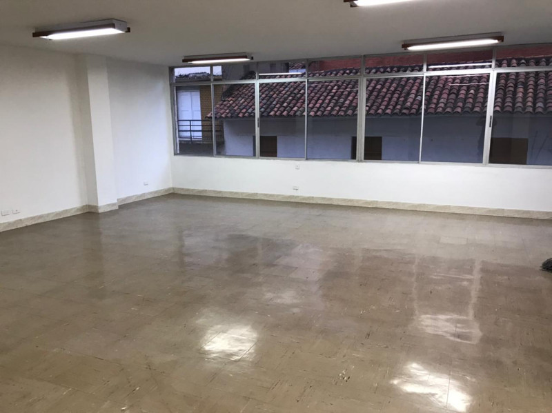 Edificio En Arriendo - Centro, Cali