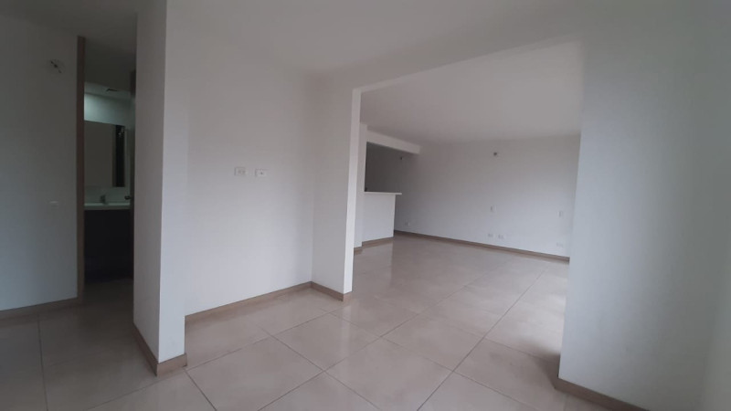 Apartamento En Venta - La Flora, Cali