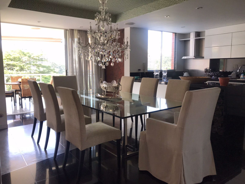 Apartamento En Venta - Aguacatal, Cali