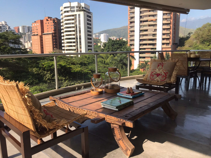 Apartamento En Venta - Aguacatal, Cali