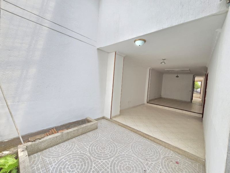 Casa En Arriendo - Ciudad 2000, Cali