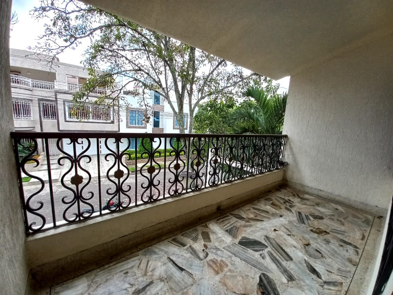 Casa En Venta - Ciudad Jardín, Cali
