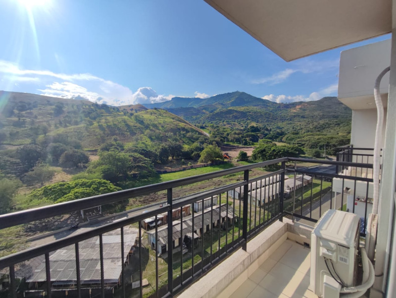 Apartamento En Venta - Ciudad Guabinas, Cali