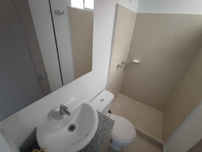 Apartamento En Venta - Ciudad Guabinas, Cali