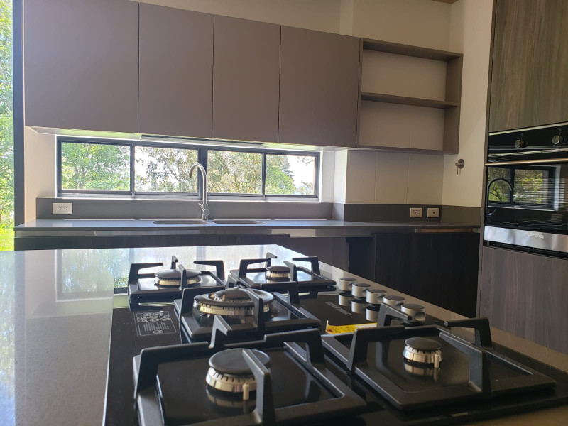 Casa En Arriendo - Altos De Las Palmas, Medellín
