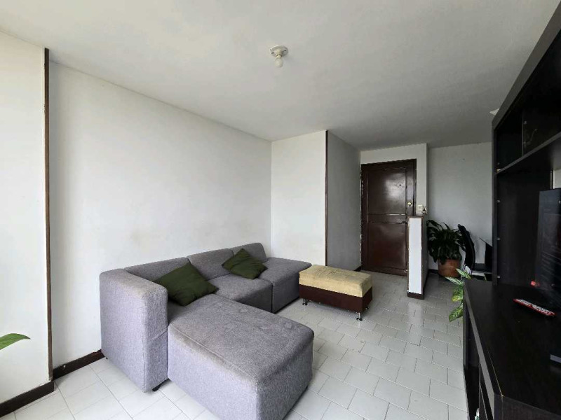 Apartamento En Venta - Primero De Mayo, Cali