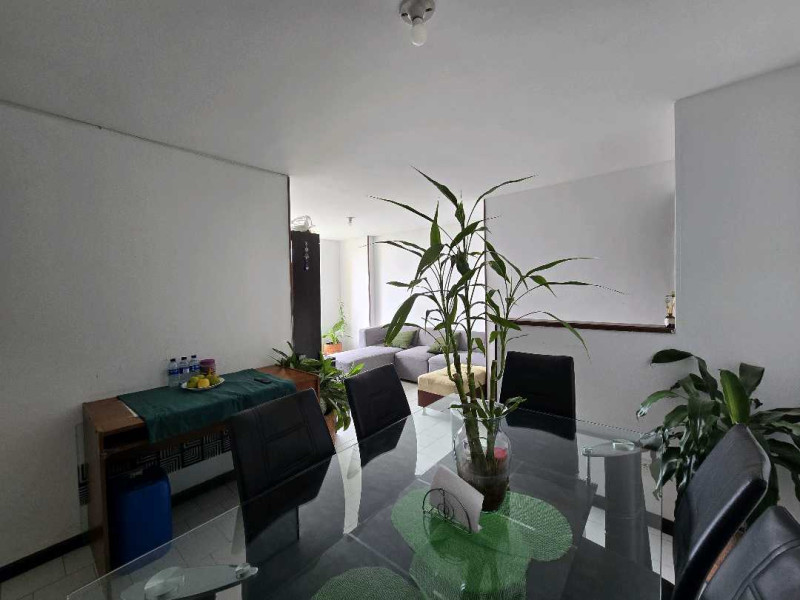 Apartamento En Venta - Primero De Mayo, Cali