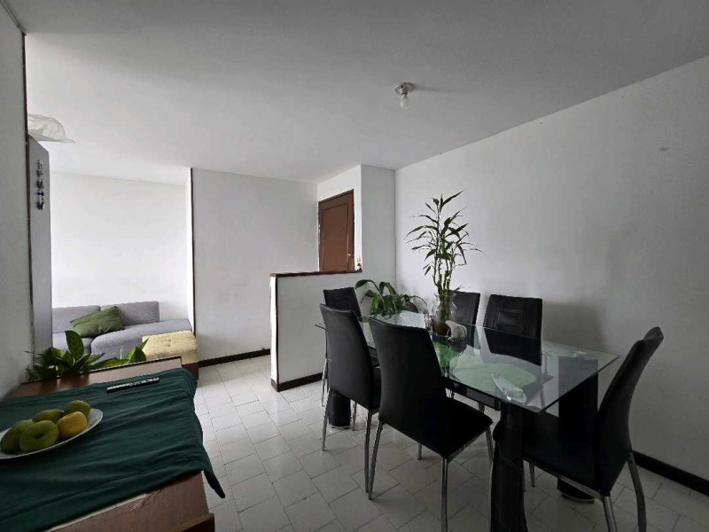 Apartamento En Venta - Primero De Mayo, Cali