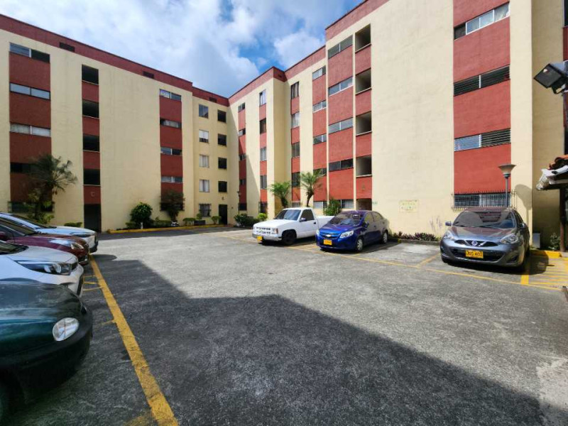Apartamento En Venta - Primero De Mayo, Cali