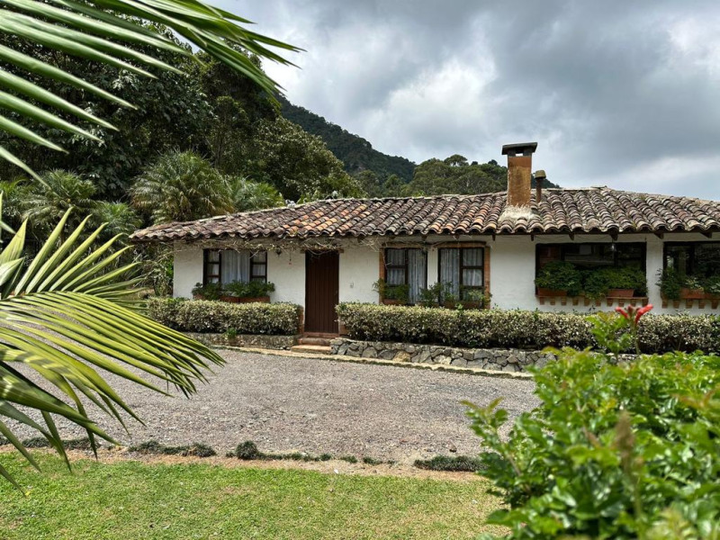 Casa Campestre En Arriendo - Dapa, Yumbo