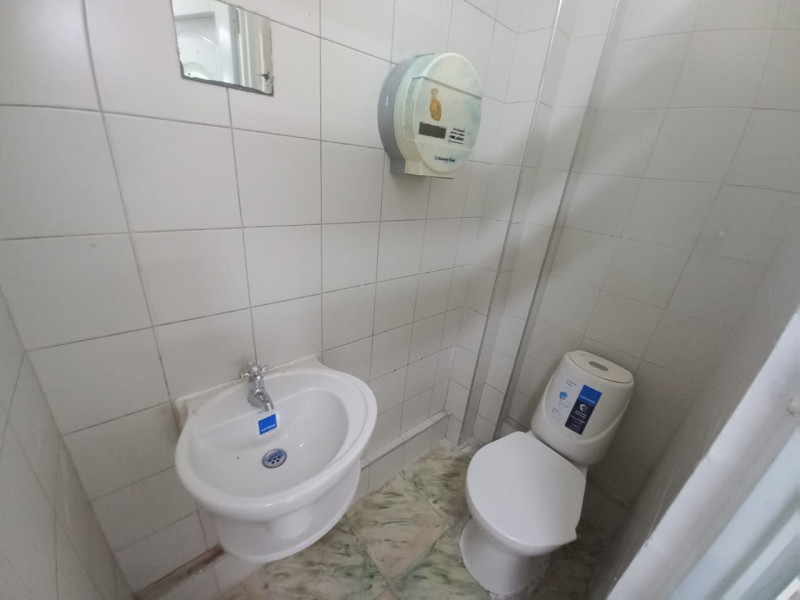 Local En Arriendo - Villa Colombia, Cali