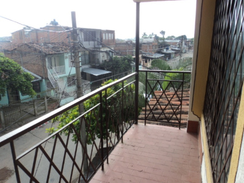 Edificio En Venta - Villa Del Lago, Cali