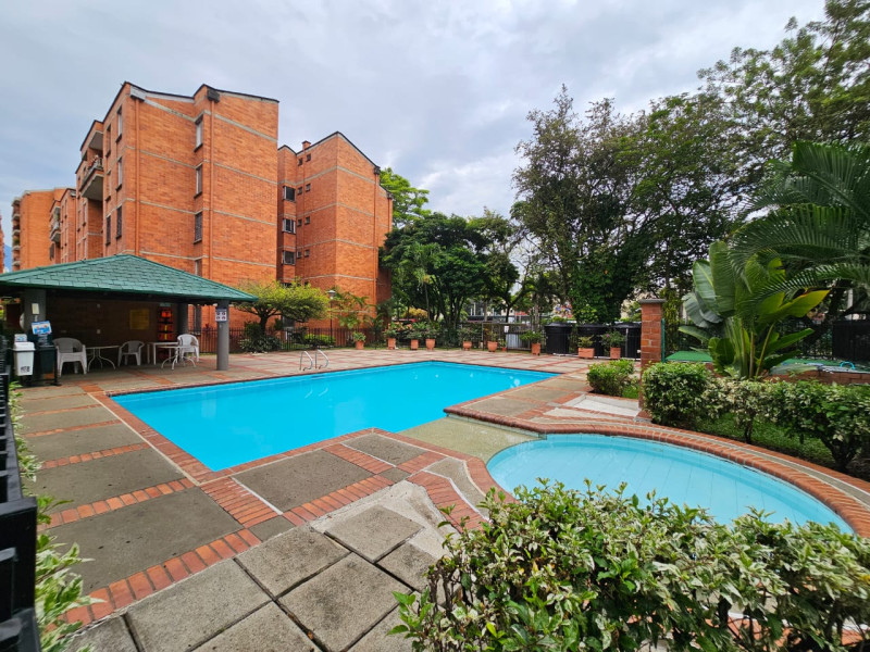 Apartamento En Arriendo - Hacienda, Cali