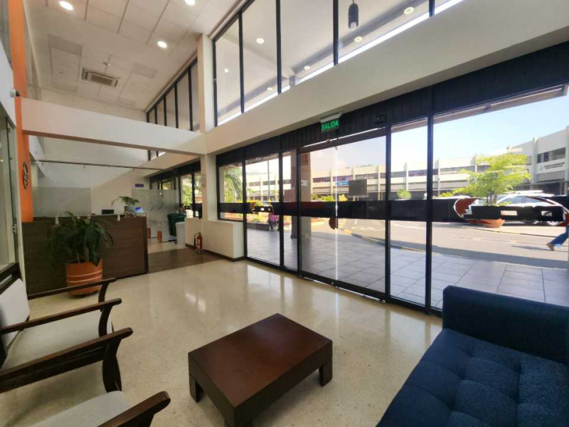Oficina En Venta - La Flora, Cali