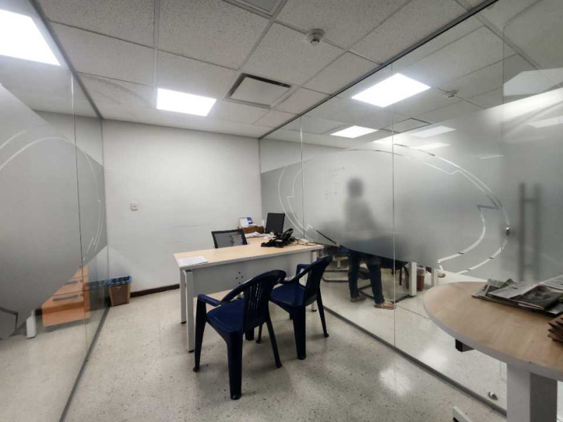 Oficina En Venta - La Flora, Cali