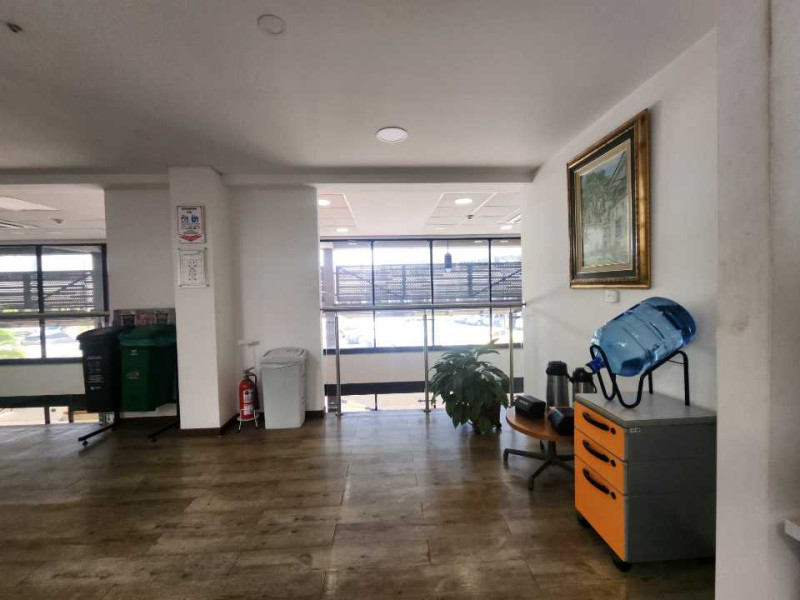 Oficina En Venta - La Flora, Cali