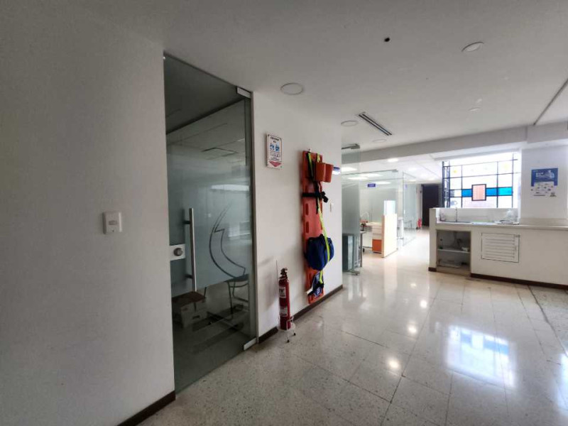Oficina En Venta - La Flora, Cali