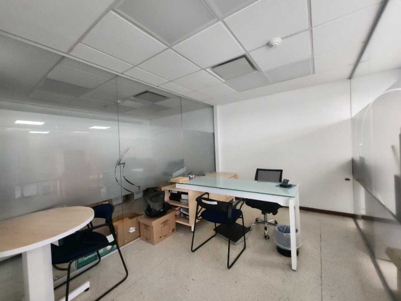Oficina En Venta - La Flora, Cali