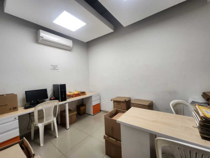 Oficina En Venta - La Flora, Cali