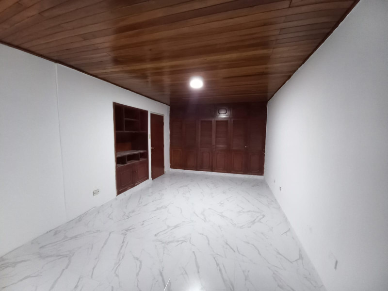 Casa En Arriendo - La Merced, Cali