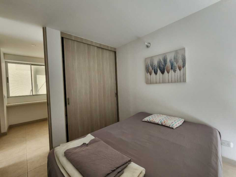 Apartamento En Venta - Los Cambulos, Cali