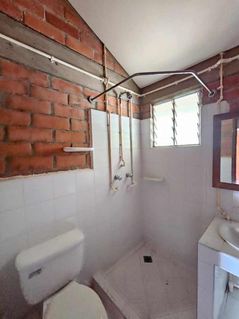 Oficina En Arriendo - Prados Del Sur, Cali