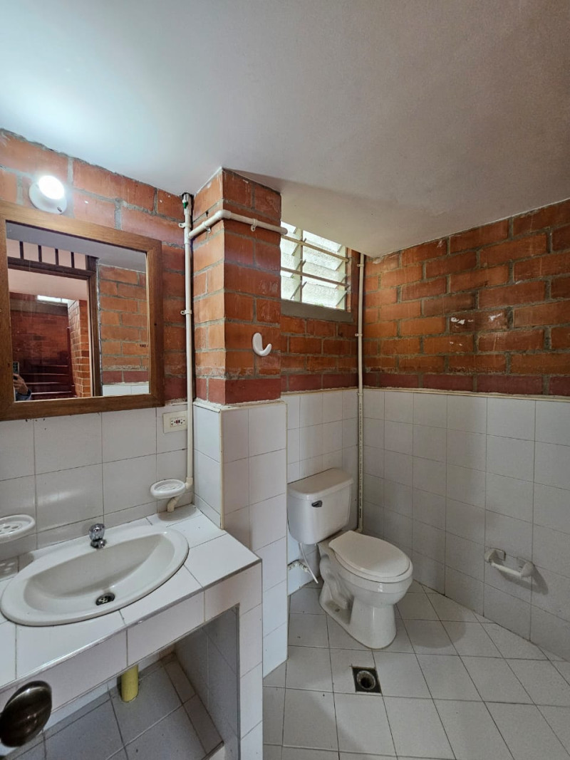 Oficina En Arriendo - Prados Del Sur, Cali