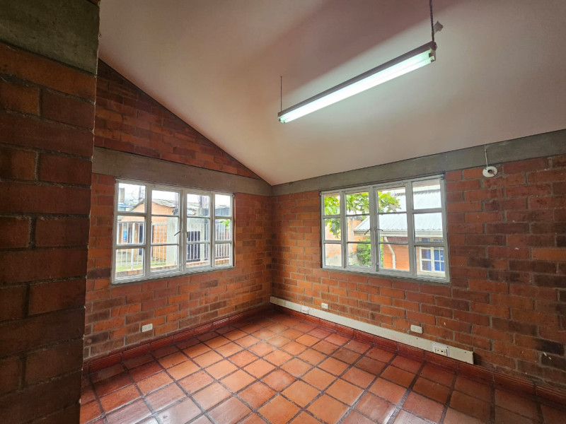 Oficina En Arriendo - Prados Del Sur, Cali