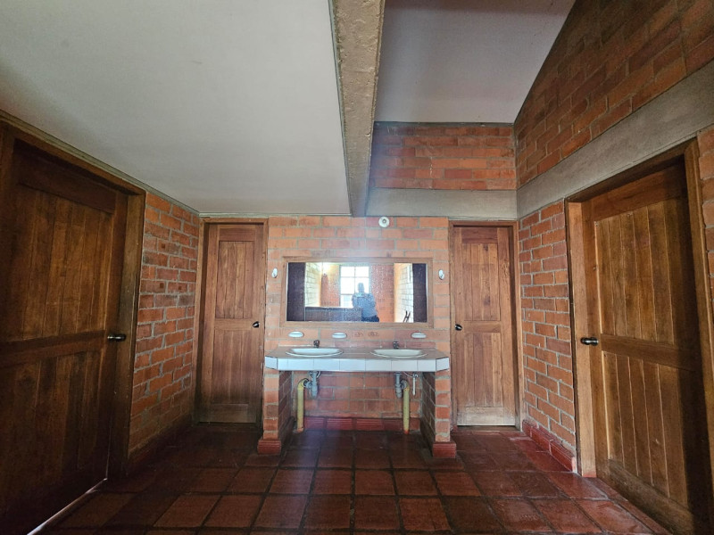 Oficina En Arriendo - Prados Del Sur, Cali