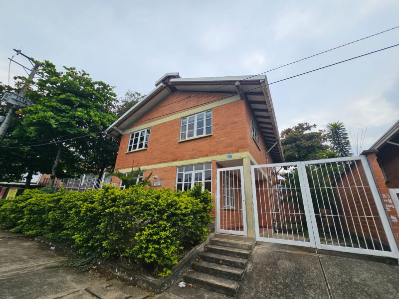 Oficina En Arriendo - Prados Del Sur, Cali