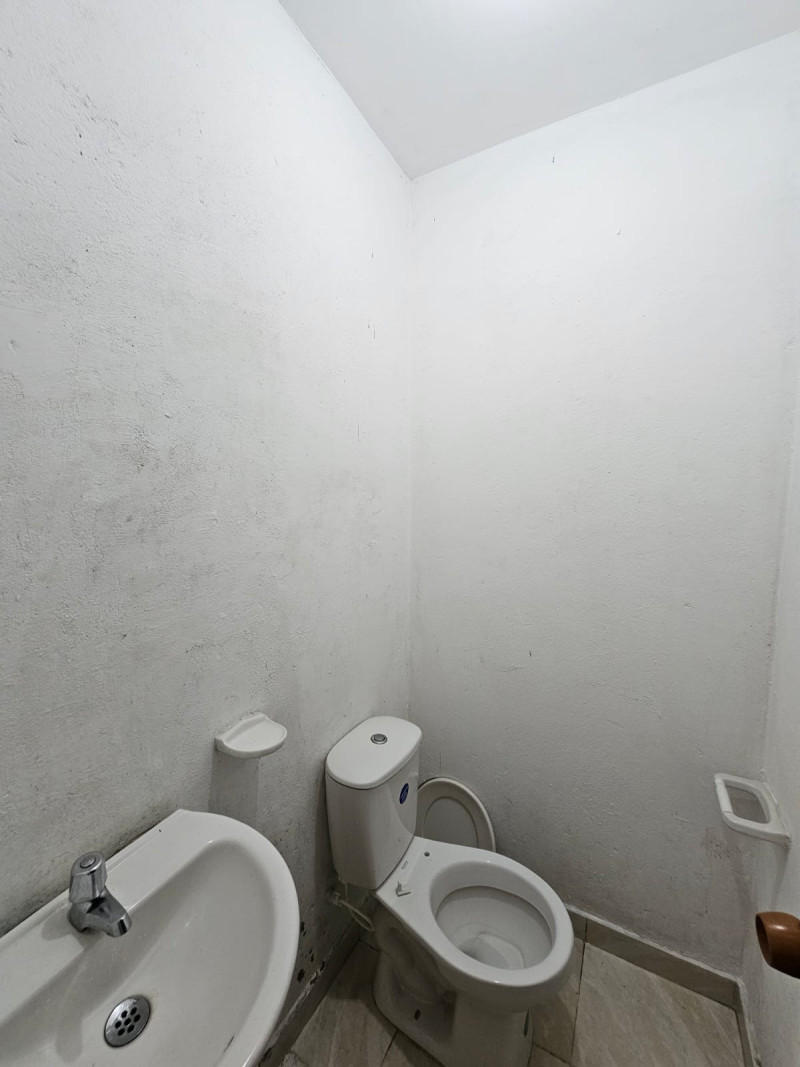 Local En Arriendo - Caney, Cali