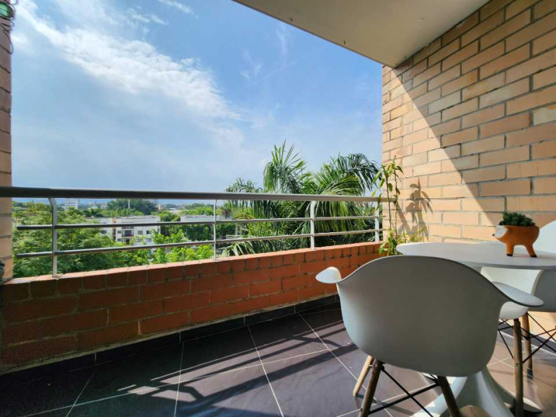 Apartamento En Venta - El Limonar, Cali